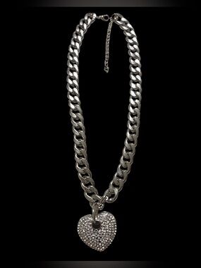 Silver Tone Adjustable Heart Pendant Chain Necklace
